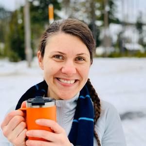 Meet your Posher, Carrie